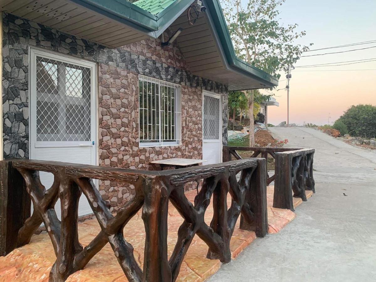 Michaels Homestay - Farm Villa Nr Patar Beach & Bolinao Falls Eksteriør bilde