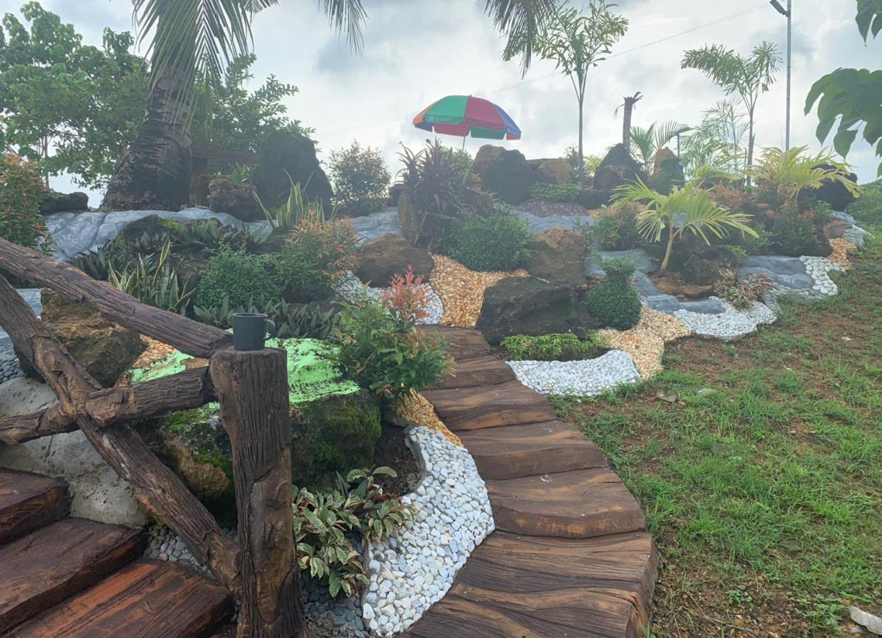Michaels Homestay - Farm Villa Nr Patar Beach & Bolinao Falls Eksteriør bilde