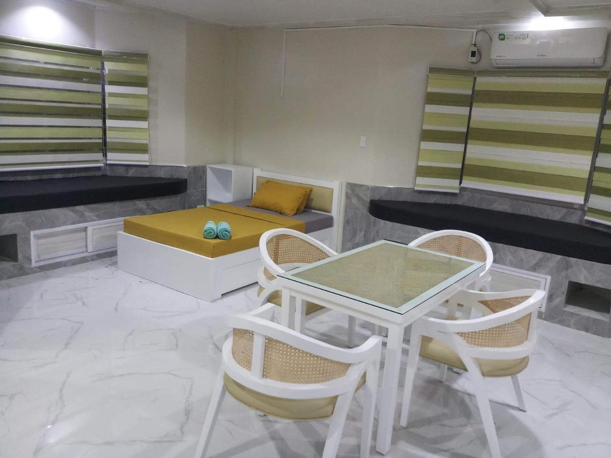 Michaels Homestay - Farm Villa Nr Patar Beach & Bolinao Falls Eksteriør bilde