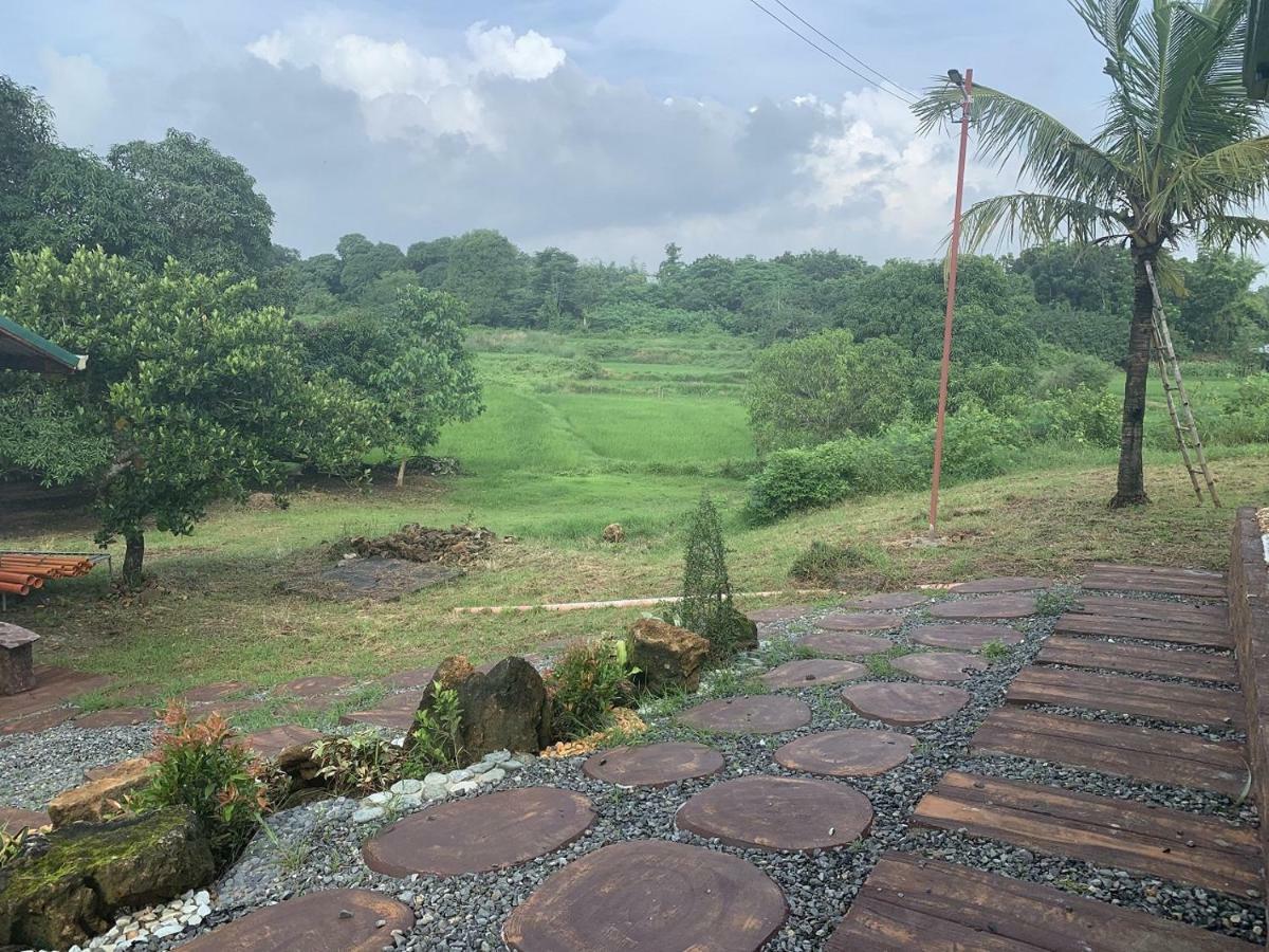 Michaels Homestay - Farm Villa Nr Patar Beach & Bolinao Falls Eksteriør bilde